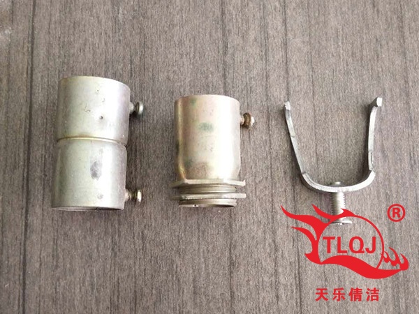 25弯头-直接-锁母-抱卡